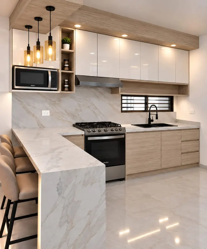 Diseño de cocina integral con isla en cascada de cuarzo, gabinetes en madera y lámparas colgantes